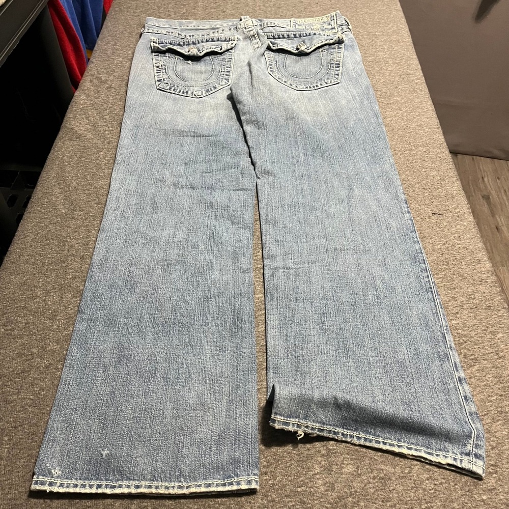 True Religion Mens Ricky Big T Light Wash Straight Leg Jeans Size 38x34 USA Made